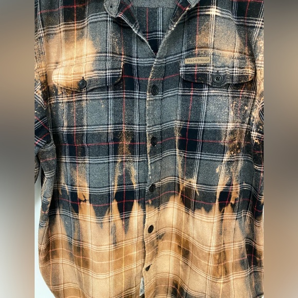 Men’s Field and Stream Custom Flannel - Picture 2 of 8